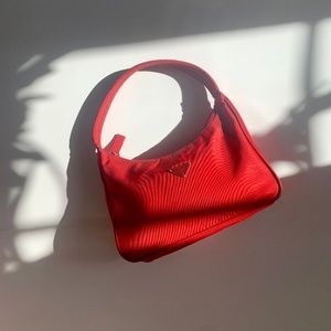 Prada Mini hobo in Cherry/Red in model MV515